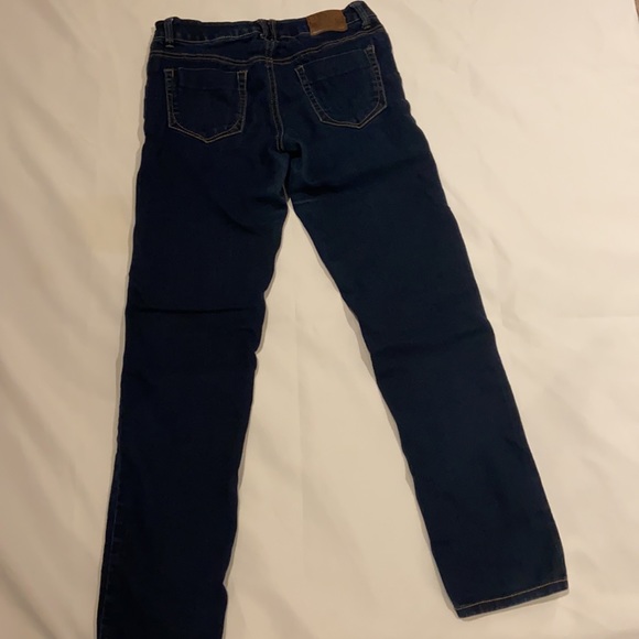 Paris Blues Dark Denim. Size: 5. Stretchy & comfortable pair of jeans. - Picture 5 of 10